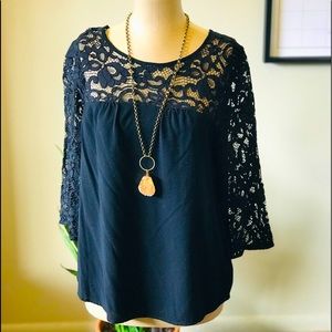 EXPRESS Rayon & Lace Quarter Sleeve Top